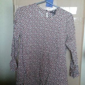 A flower pattern dress